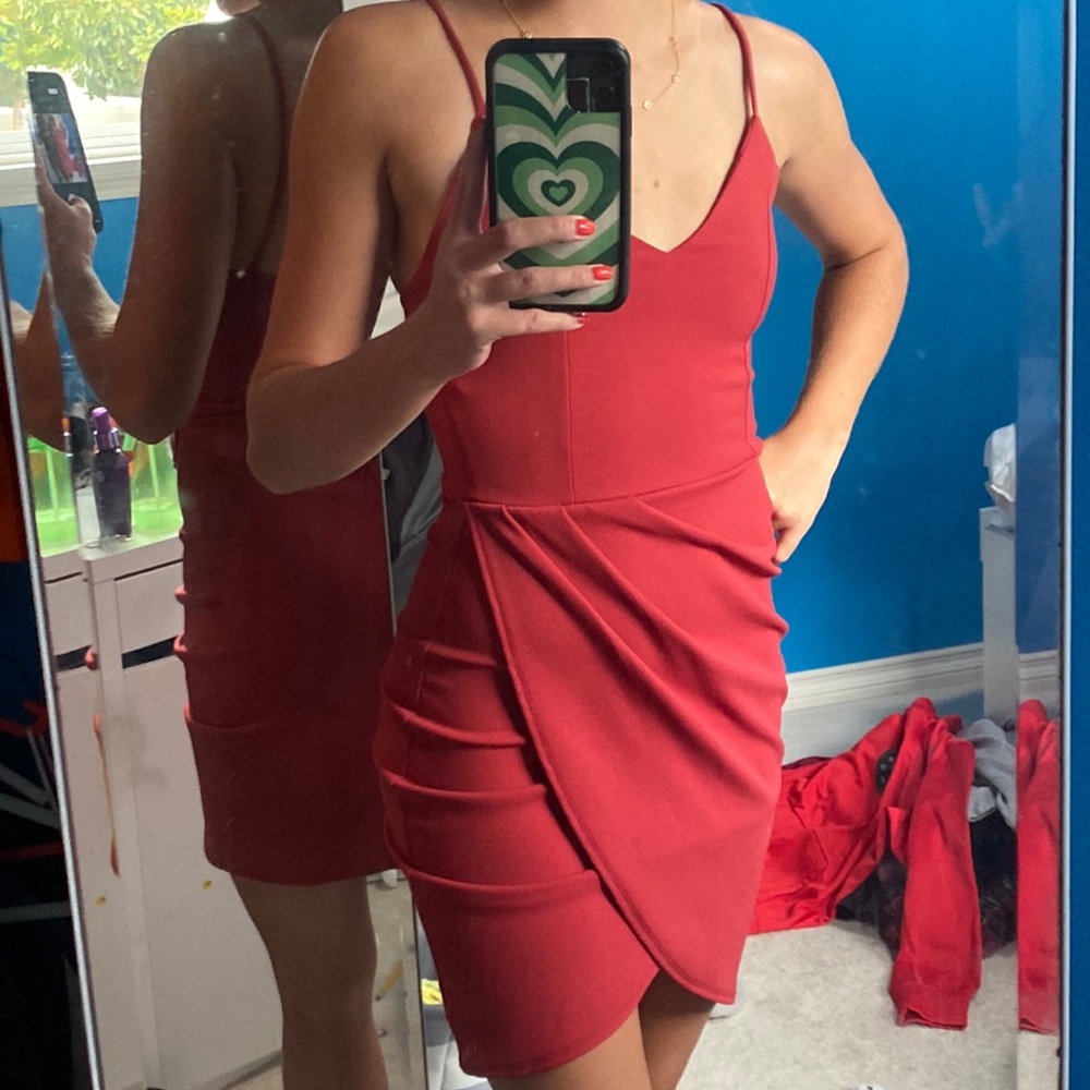 Lulu’s red homecoming dress!!